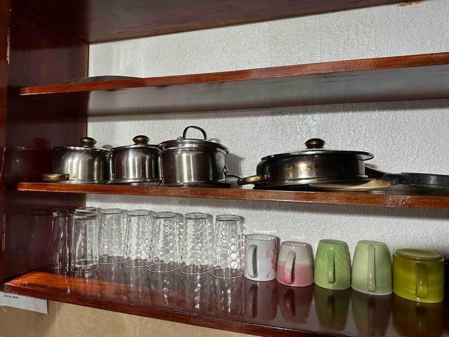 Alona Park Residence - 3 Bedroom Apartment- Alex And Jesa Unit Panglao Exteriör bild